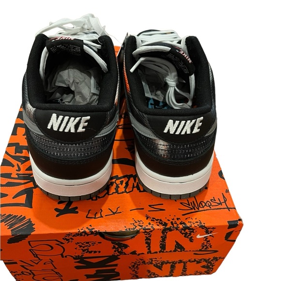 Nike Dunk Low Retro Graffiti Pack Black Red Shoes DM0108-001 Men's Sizes - Picture 7 of 8
